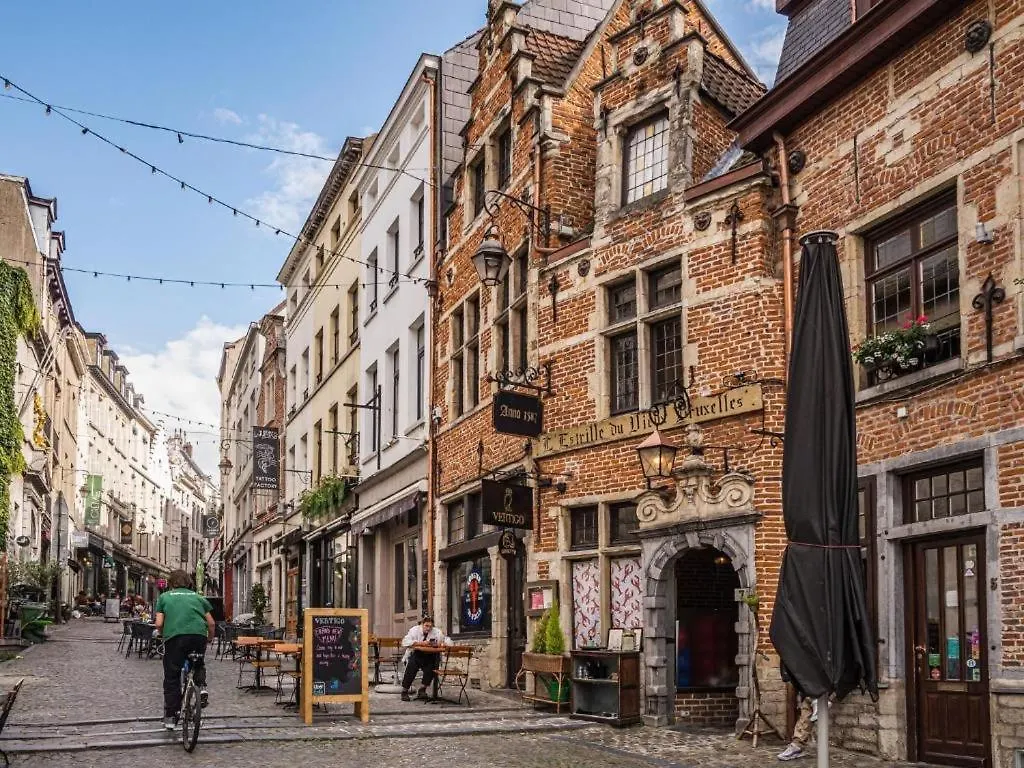 Superbe Appartement Au Coeur Du Sablon Brussels